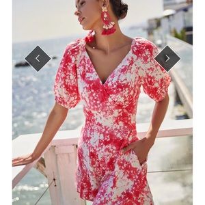 Short dress romper, Large v neck, Sugar lips brand